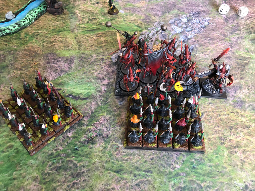 Warhammer Armies Project: Greenskins vs Daemons of Chaos